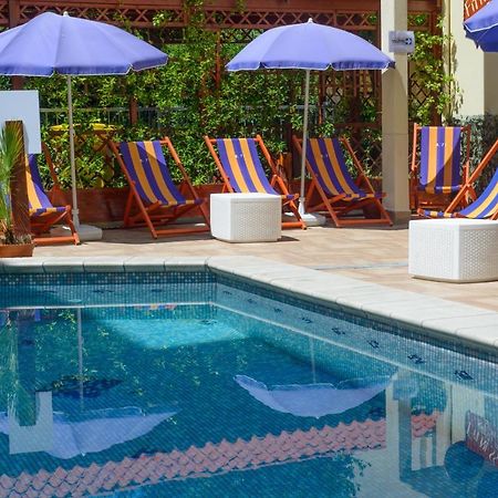 רימיני Hotel Adria Nuova מראה חיצוני תמונה